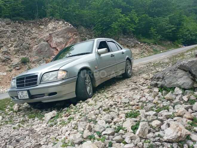 Mercedes C 200 1998, 238,000 km - 2.0 л - Xaçmaz