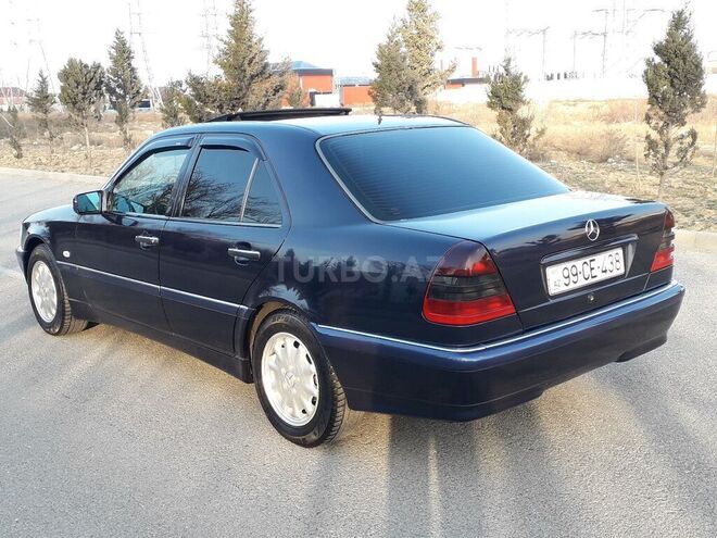 Mercedes C 220 1999, 672,000 km - 2.2 л - Sumqayıt