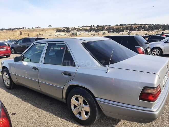 Mercedes E 200 1994, 250,000 km - 2.0 л - Bakı