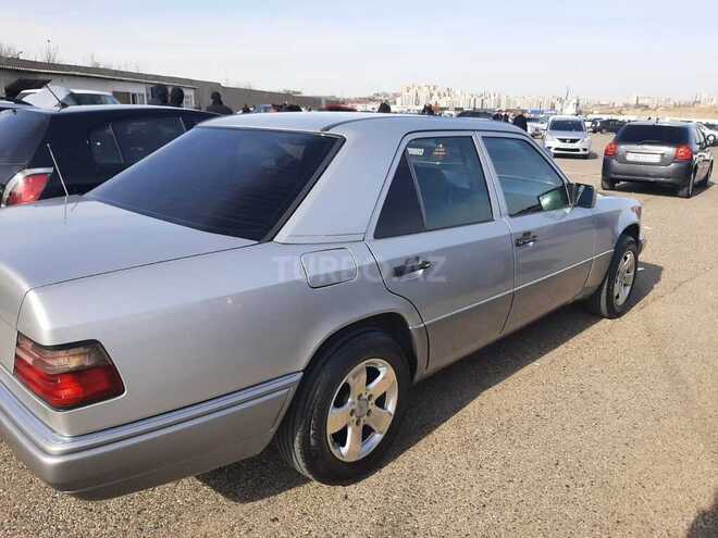 Mercedes E 200 1994, 250,000 km - 2.0 л - Bakı