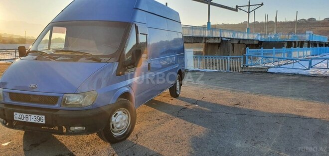 Ford Transit 2003, 251,000 km - 2.4 l - Quba