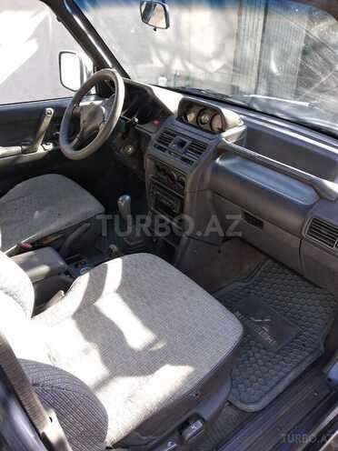 Mitsubishi Pajero 1994, 250,000 km - 2.5 l - Bakı