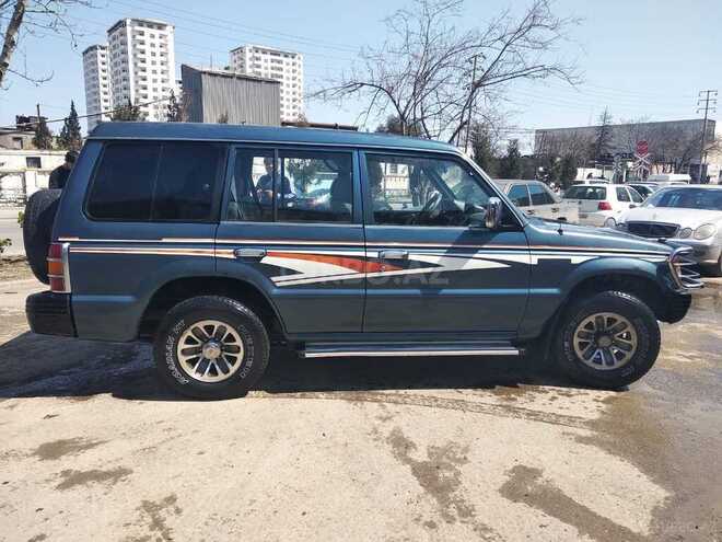 Mitsubishi Pajero 1994, 250,000 km - 2.5 l - Bakı