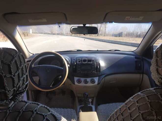 Hyundai Elantra 2006, 21,065 km - 1.6 l - Şəki