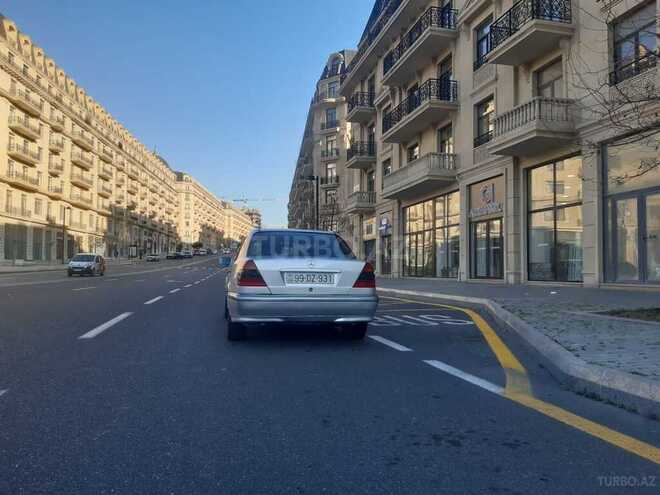 Mercedes C 180 1998, 324,544 km - 1.8 l - Bakı