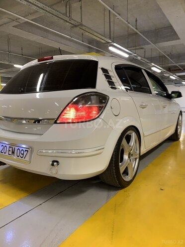 Opel Astra 2007, 200,000 km - 1.3 l - Gəncə