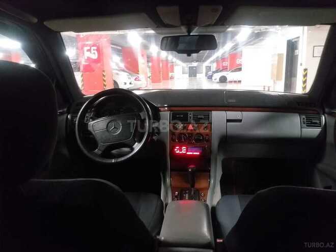 Mercedes E 230 1995, 355,084 km - 2.3 л - Gəncə