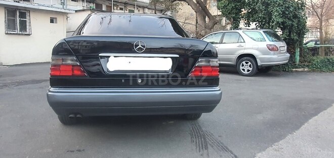 Mercedes E 280 1994, 306,000 km - 2.8 л - Bakı