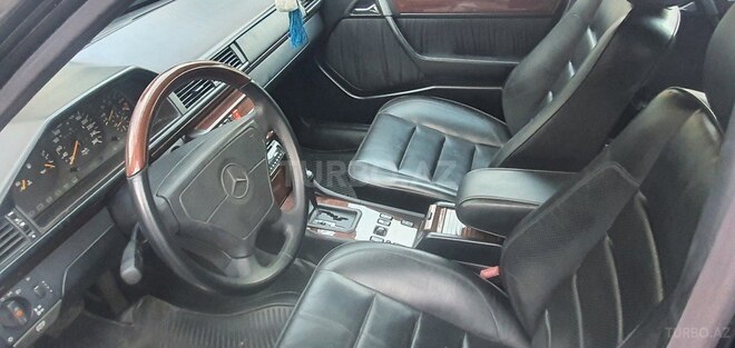 Mercedes E 280 1994, 306,000 km - 2.8 л - Bakı
