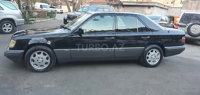 Mercedes E 280 1994, 306,000 km - 2.8 л - Bakı