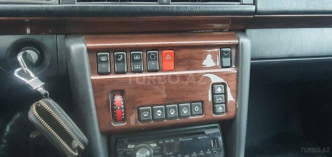 Mercedes E 280 1994, 306,000 km - 2.8 л - Bakı