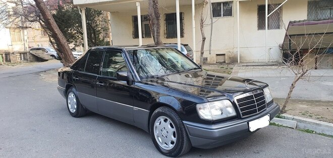 Mercedes E 280 1994, 306,000 km - 2.8 л - Bakı