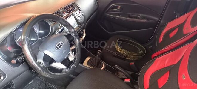 Kia Rio 2012, 182,000 km - 1.4 l - Quba