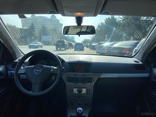 Opel Astra 2005, 160,000 km - 1.4 l - Bakı