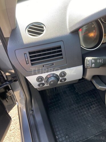 Opel Astra 2005, 160,000 km - 1.4 l - Bakı
