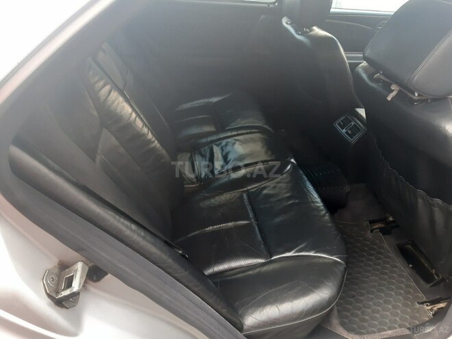Mercedes E 290 1997, 236,000 km - 2.9 l - Bakı