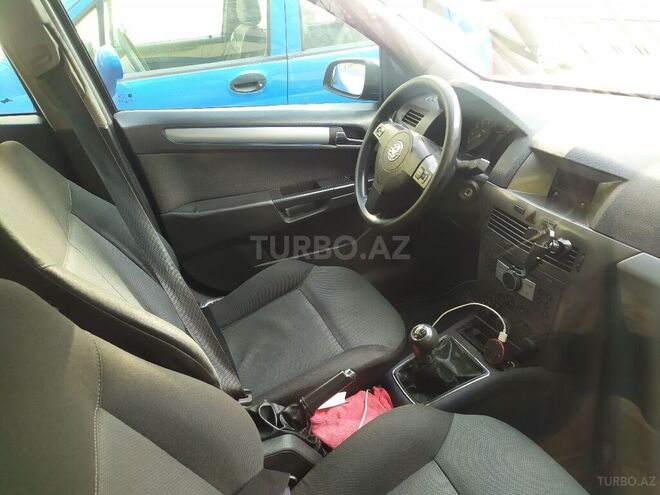 Opel Astra 2005, 240,000 km - 1.6 l - Bakı