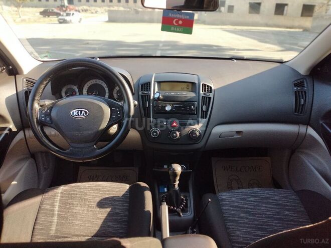 Kia Ceed 2007, 179,121 km - 1.6 l - Mingəçevir