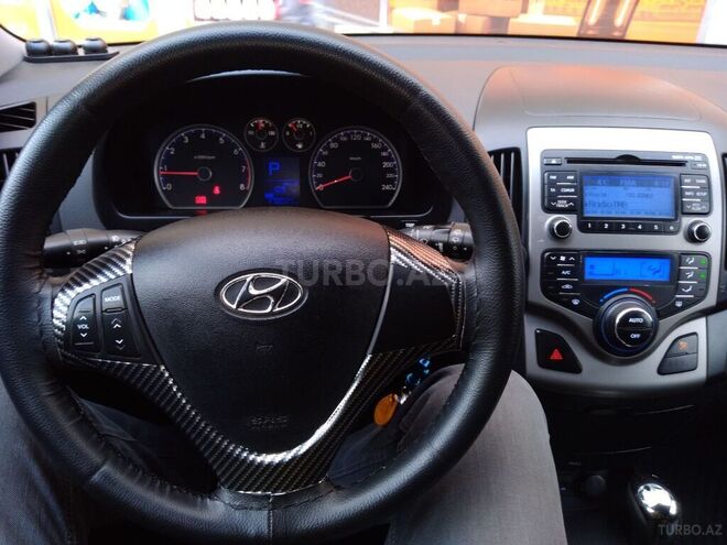 Hyundai i30 2010, 177,000 km - 1.6 l - Bakı