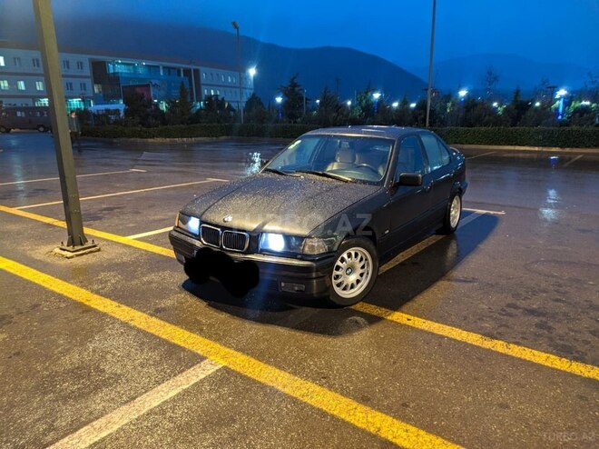 BMW 318 1993, 450,000 km - 1.8 l - Şəki