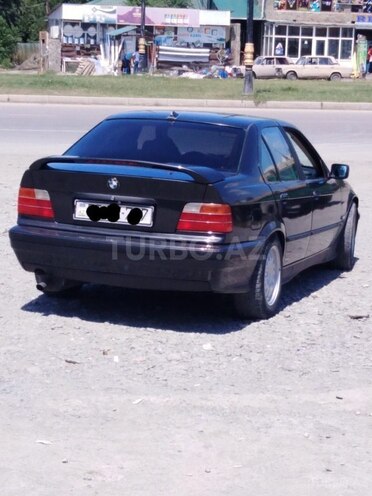 BMW 318 1993, 450,000 km - 1.8 l - Şəki