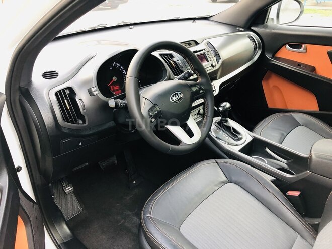 Kia Sportage 2013, 179,532 km - 2.0 l - Bakı
