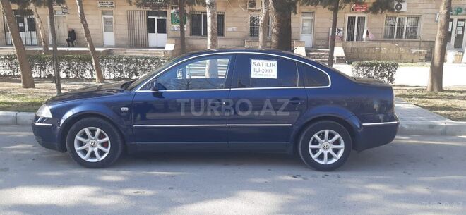 Volkswagen Passat 2003, 220,000 km - 1.8 l - Yevlax
