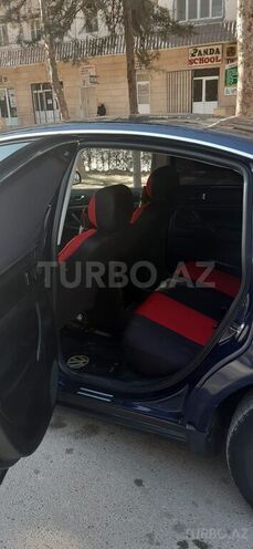 Volkswagen Passat 2003, 220,000 km - 1.8 l - Yevlax