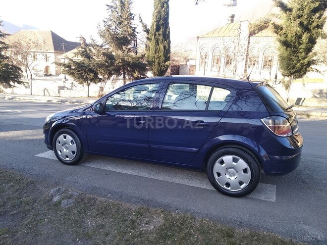 Opel Astra 2008, 149,500 km - 1.4 l - Şəki