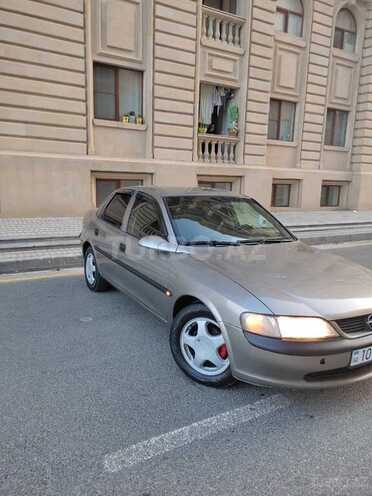 Opel Vectra 1998, 220,000 km - 1.6 л - Sumqayıt