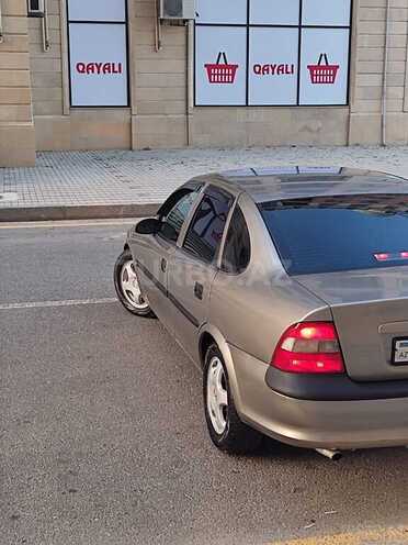 Opel Vectra 1998, 220,000 km - 1.6 л - Sumqayıt