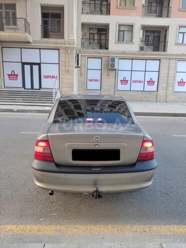 Opel Vectra 1998, 220,000 km - 1.6 л - Sumqayıt