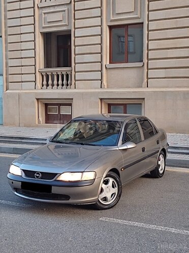 Opel Vectra 1998, 220,000 km - 1.6 л - Sumqayıt