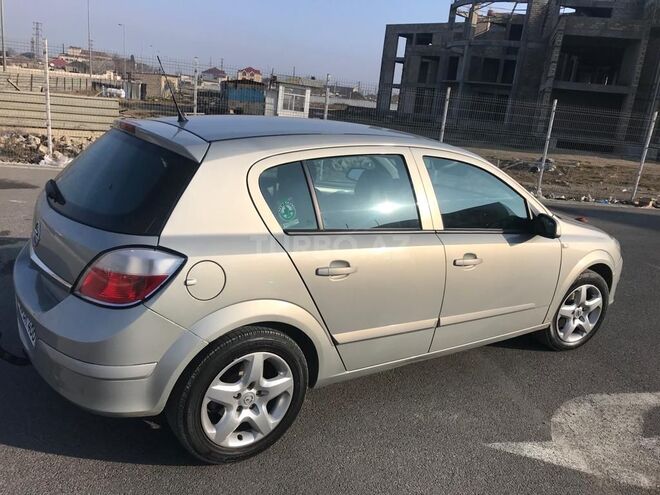 Opel Astra 2006, 253,000 km - 1.4 l - Bakı