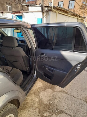 Opel Astra 2005, 174,000 km - 1.4 l - Bakı