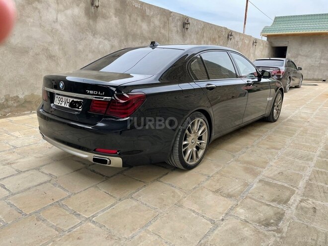 BMW 750 2010, 137,570 km - 4.4 л - Bakı