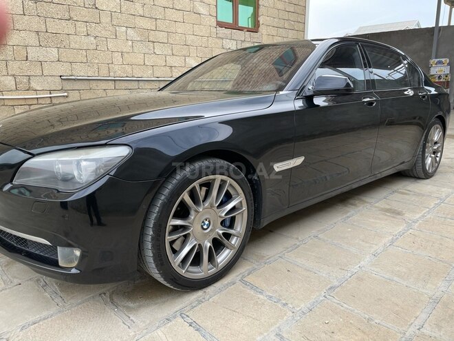 BMW 750 2010, 137,570 km - 4.4 л - Bakı