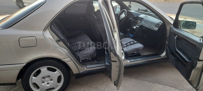 Mercedes C 220 1994, 300,000 km - 2.2 л - Gəncə