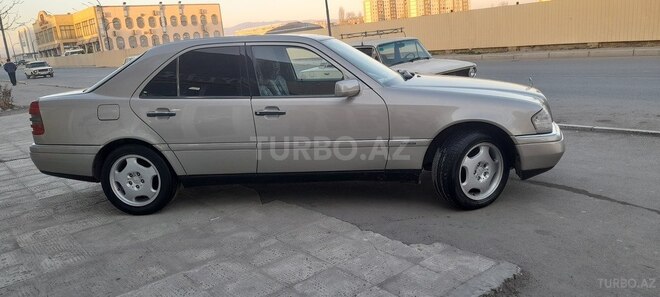Mercedes C 220 1994, 300,000 km - 2.2 л - Gəncə