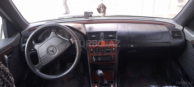 Mercedes C 220 1994, 300,000 km - 2.2 л - Gəncə