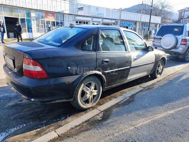 Opel Vectra 1996, 434,521 km - 1.8 l - Qəbələ