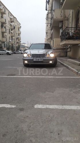 Mercedes E 200 1995, 350,000 km - 2.0 l - Xırdalan