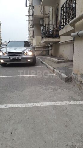 Mercedes E 200 1995, 350,000 km - 2.0 l - Xırdalan