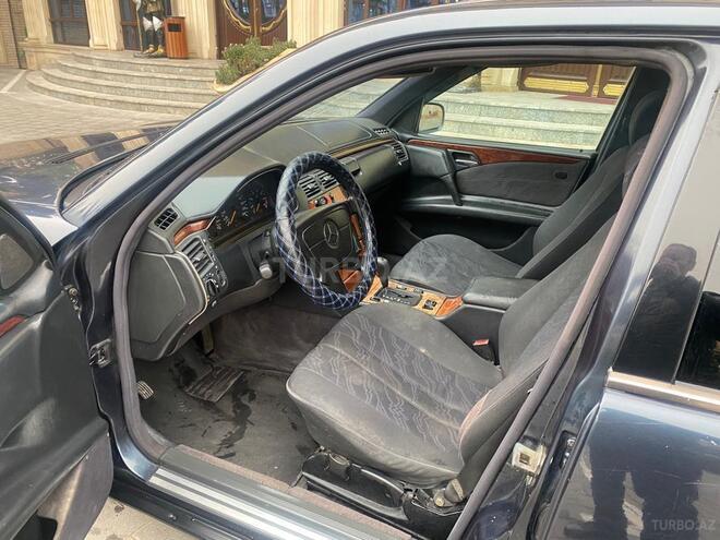 Mercedes E 200 1997, 345,123 km - 2.0 l - Bakı