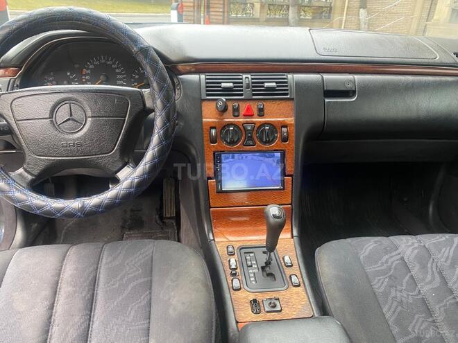 Mercedes E 200 1997, 345,123 km - 2.0 l - Bakı