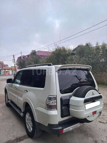 Mitsubishi Pajero 2009, 168,000 km - 3.0 л - Bakı