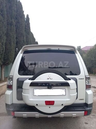 Mitsubishi Pajero 2009, 168,000 km - 3.0 л - Bakı