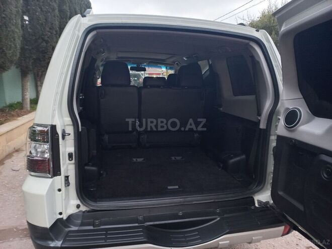 Mitsubishi Pajero 2009, 168,000 km - 3.0 л - Bakı