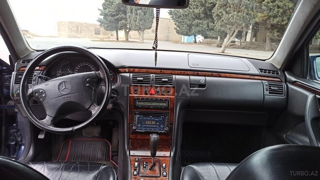 Mercedes E 220 2000, 407,000 km - 2.2 l - Bakı