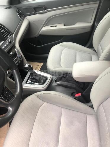 Hyundai Elantra 2016, 112,654 km - 1.6 l - Bakı